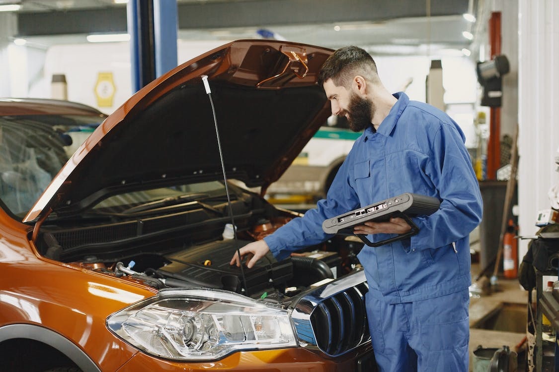 Entendendo a Importância de um Consultor Automotivo